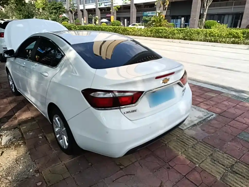 Chevrolet Cruze — миниатюра 5