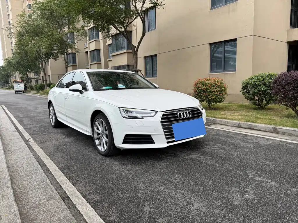 Audi A4L 2018 30 40 TFSI Fashion