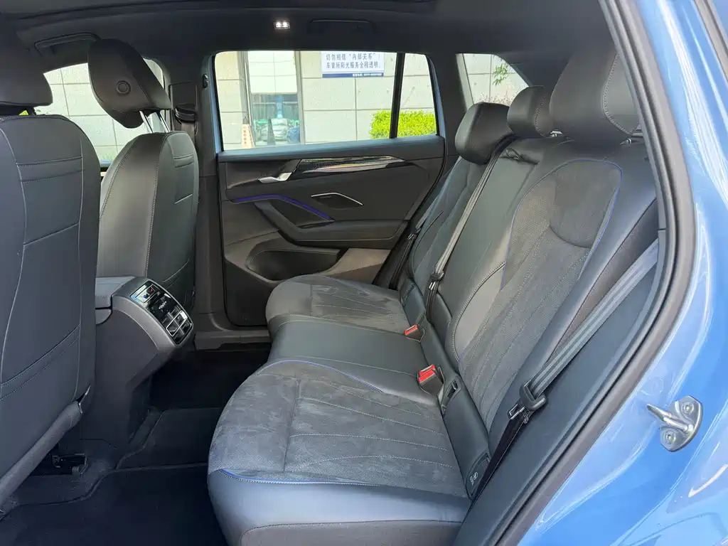 Volkswagen Tiguan L — миниатюра 4