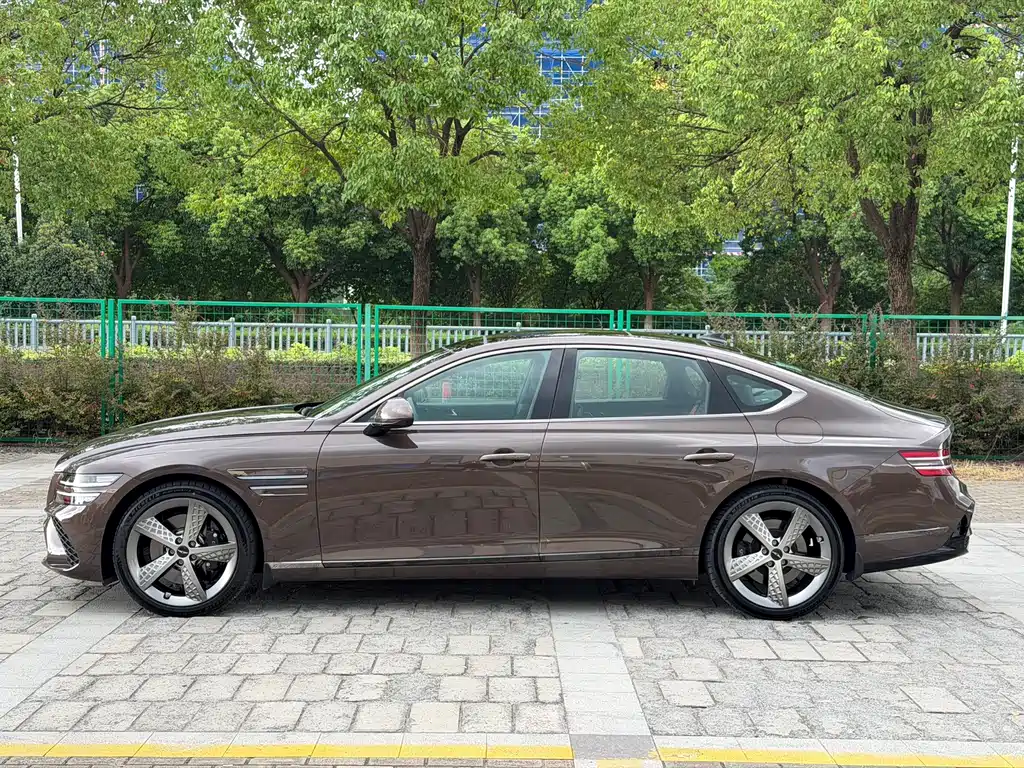 Genesis G80 — миниатюра 13