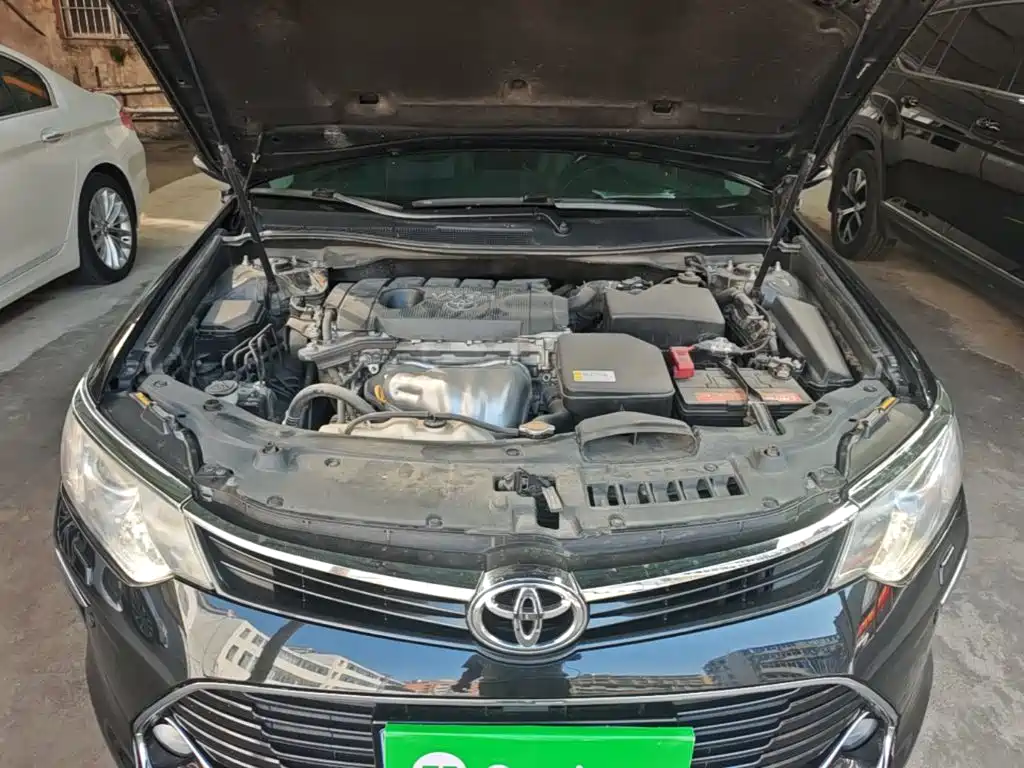 Toyota Camry — миниатюра 20