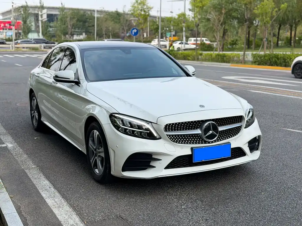 Mercedes-Benz C-Class — миниатюра 27