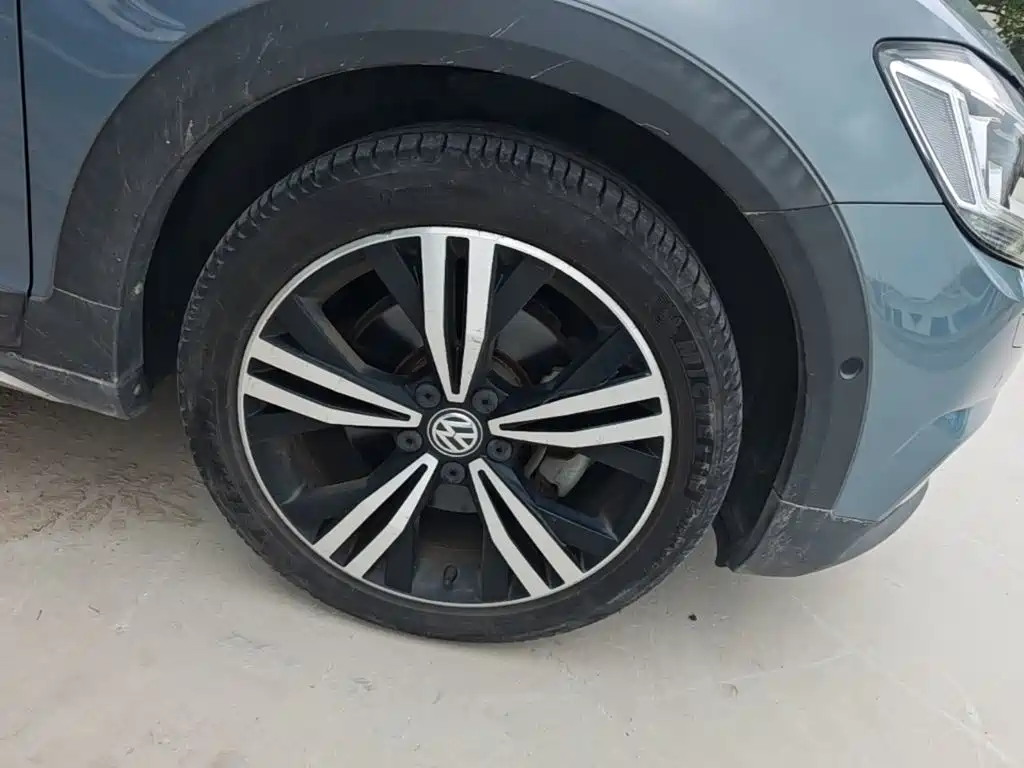Volkswagen Touran — миниатюра 25