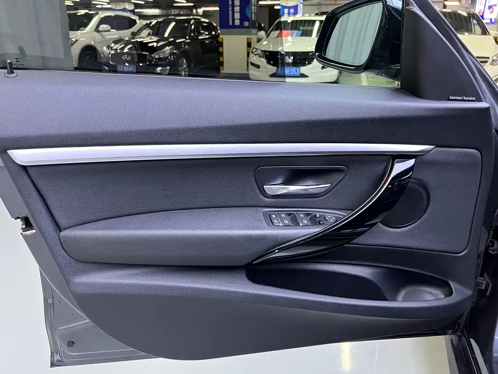 BMW 3 Series GT — миниатюра 10