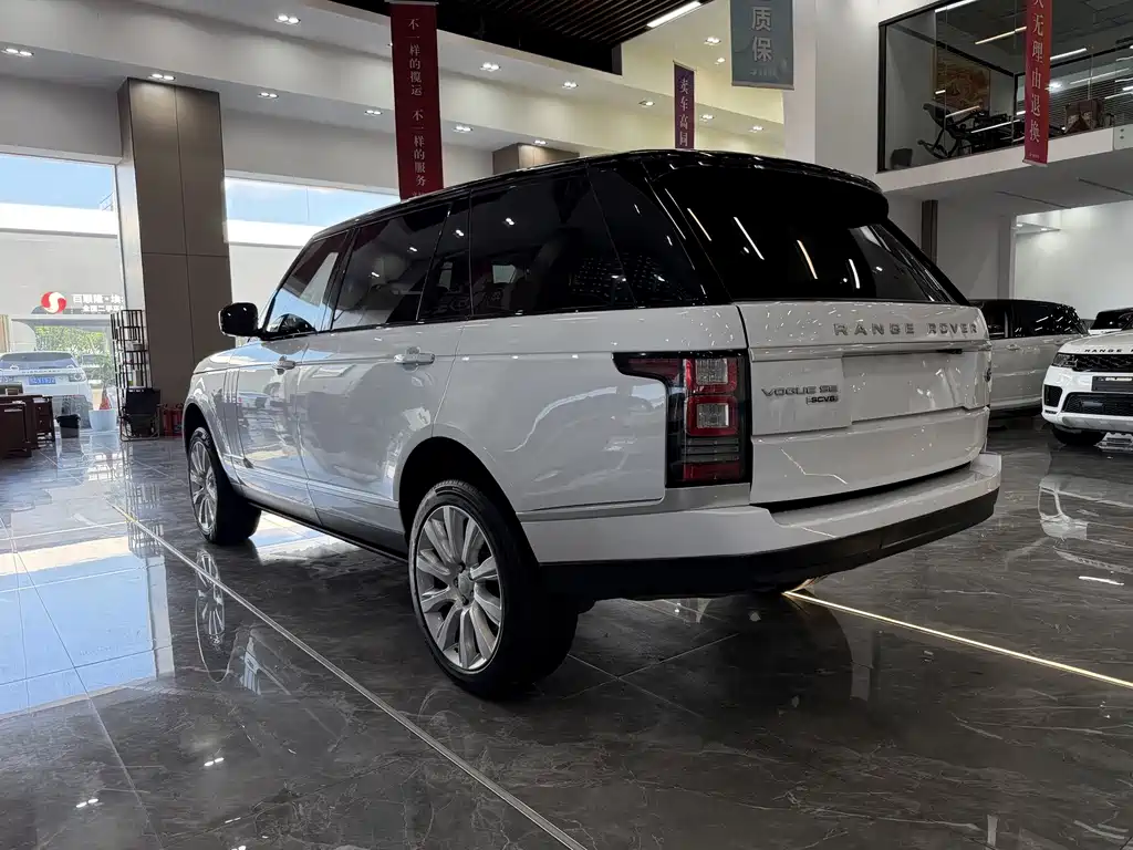Land Rover Range Rover — миниатюра 19