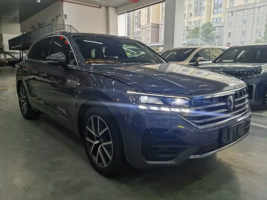 Volkswagen Touareg — миниатюра 3