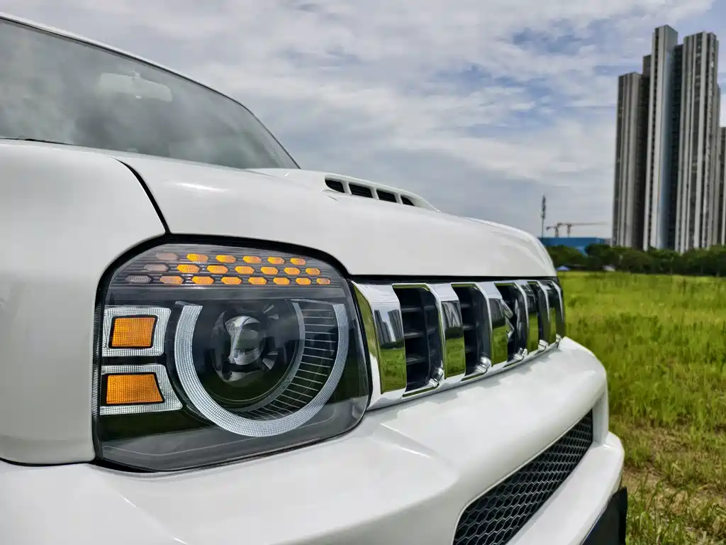 Suzuki Jimny — миниатюра 9