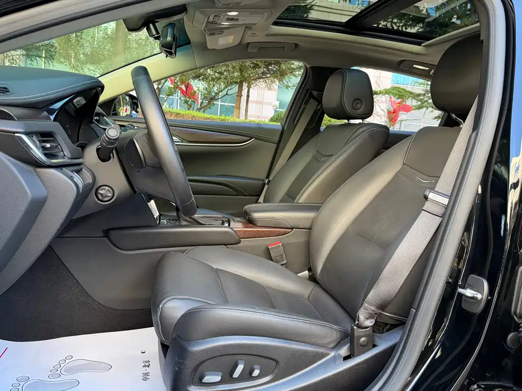 Cadillac XTS — миниатюра 13