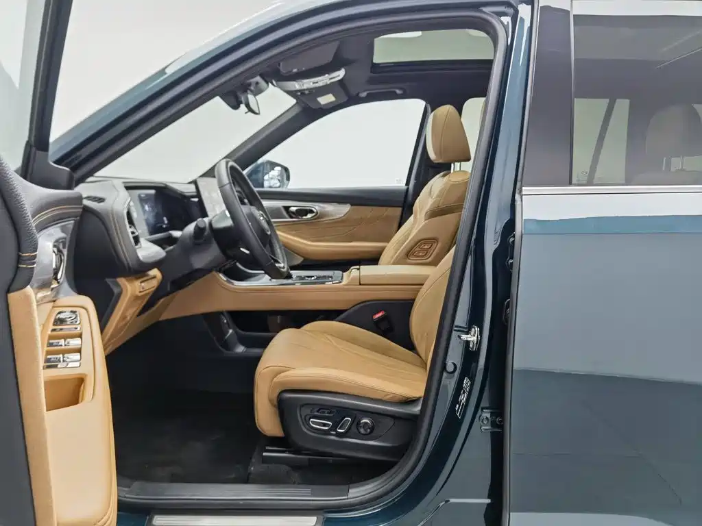 GAC Motor Trumpchi ES9 — миниатюра 10