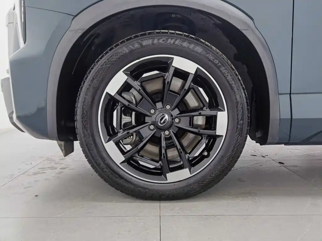 GAC Motor Trumpchi ES9 — миниатюра 17