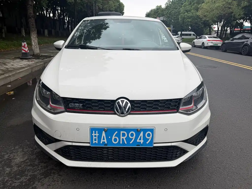 Volkswagen Polo — миниатюра 2