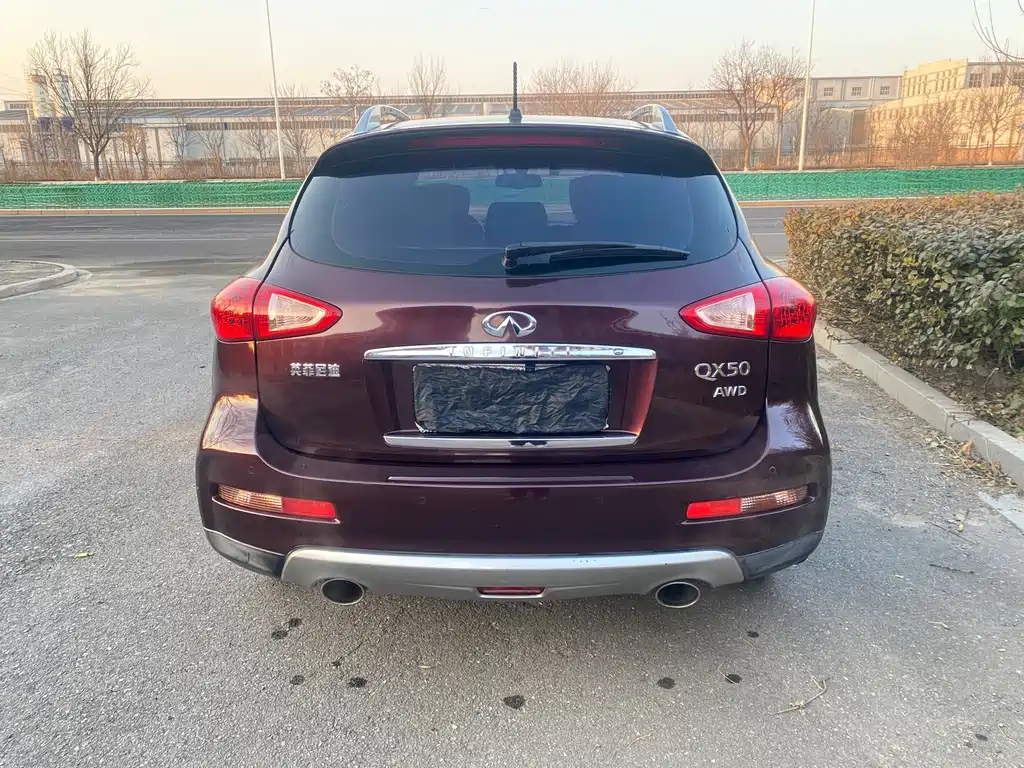 INFINITI QX50