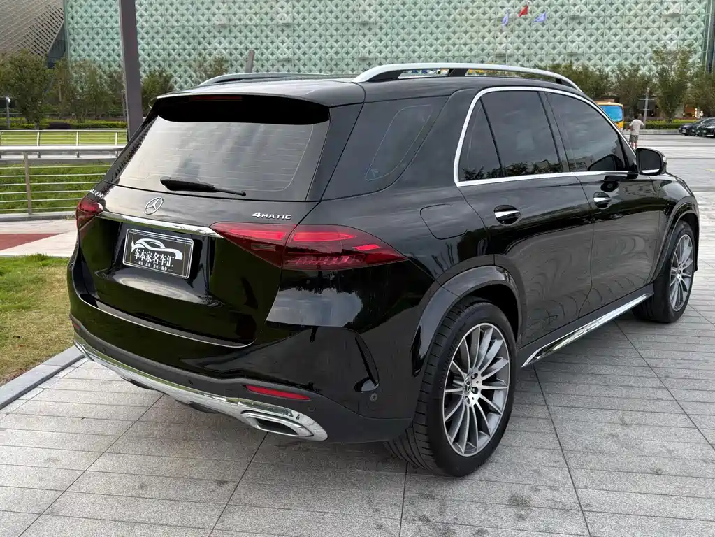Mercedes-Benz GLE (Import) — миниатюра 9
