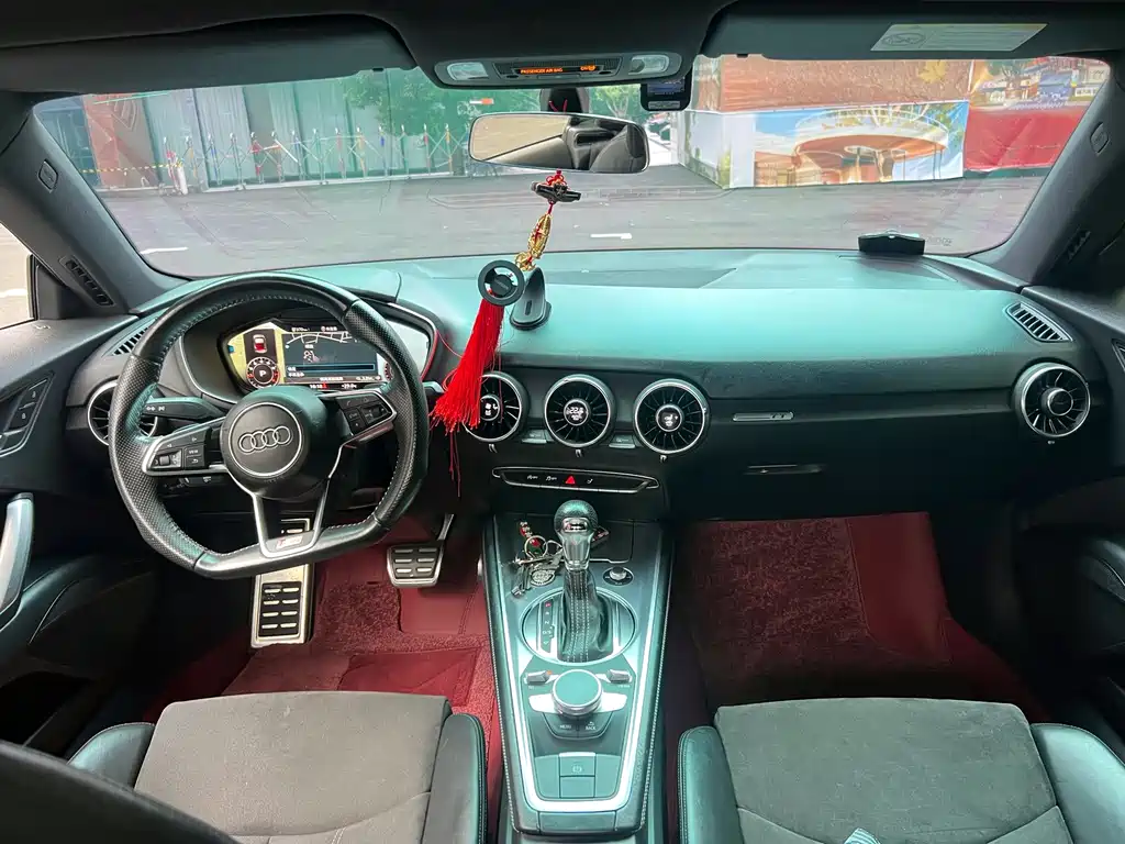 Audi TT — миниатюра 6