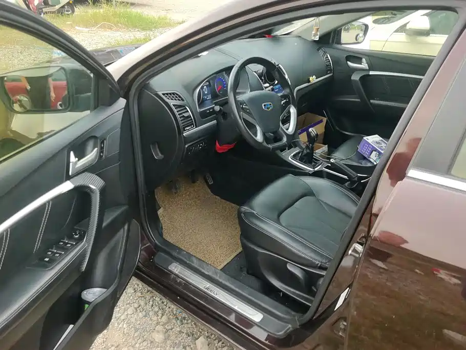 Geely Emgrand — миниатюра 9