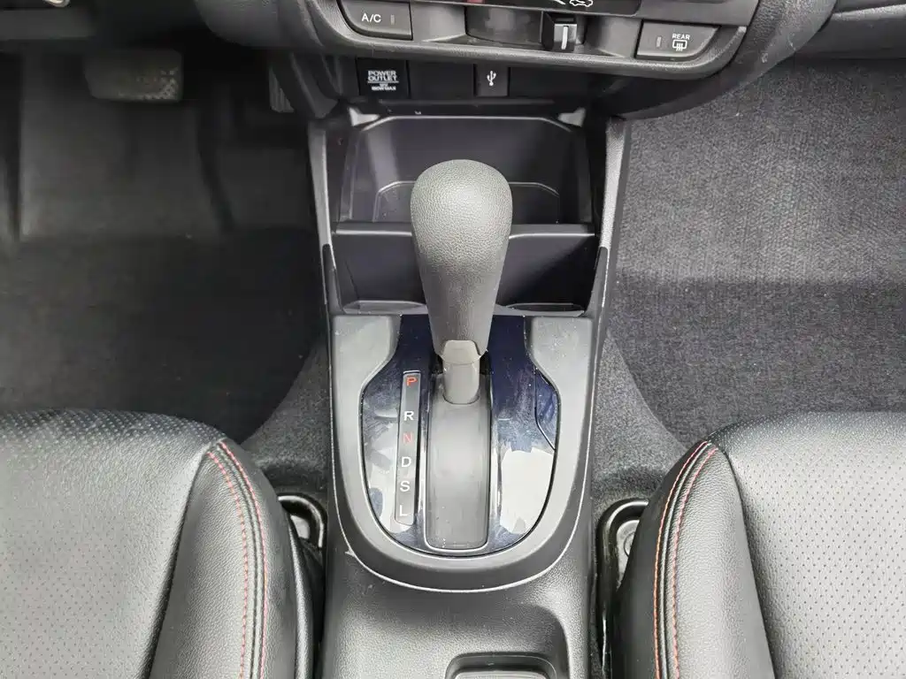 Honda Fit — миниатюра 13