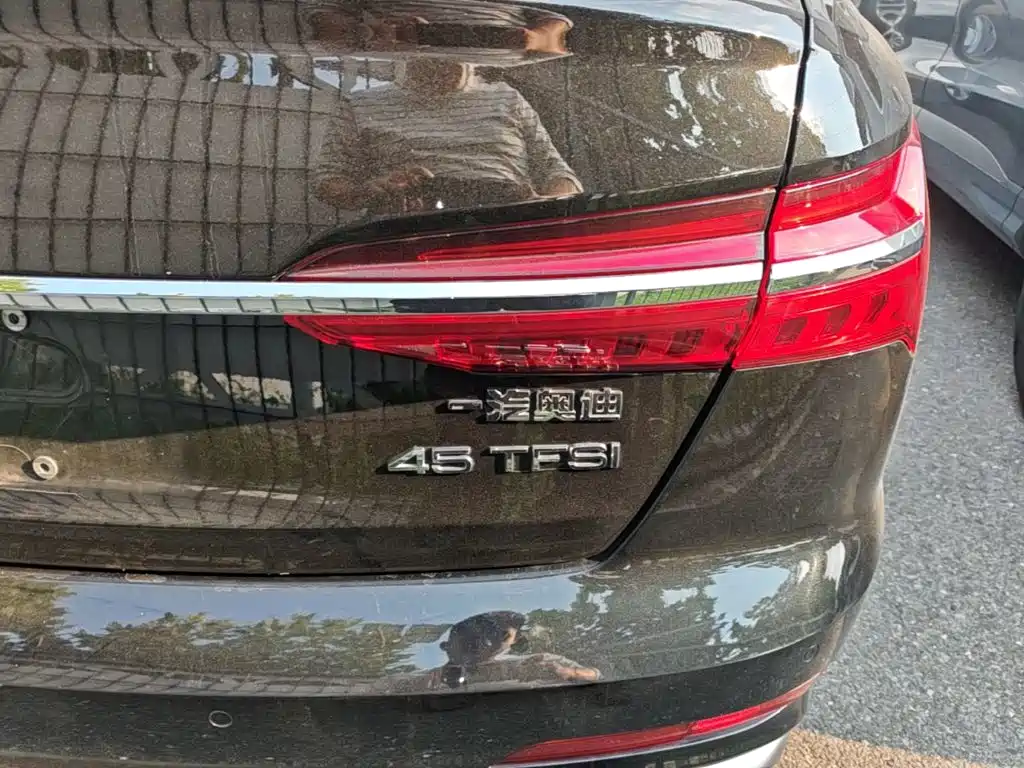 Audi A6L — миниатюра 8