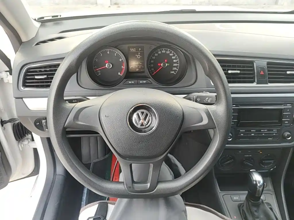 Volkswagen Lavida — миниатюра 11