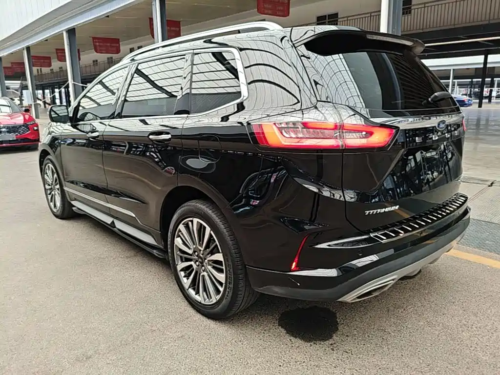 Ford Edge — миниатюра 5