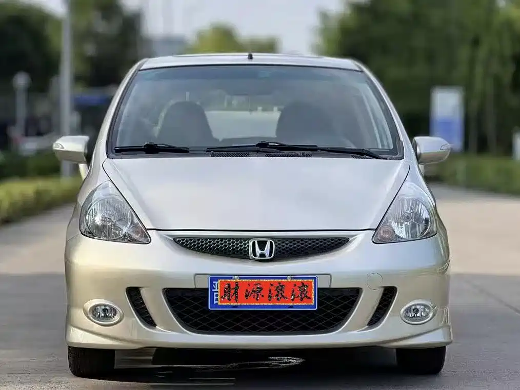 Honda Fit — миниатюра 2
