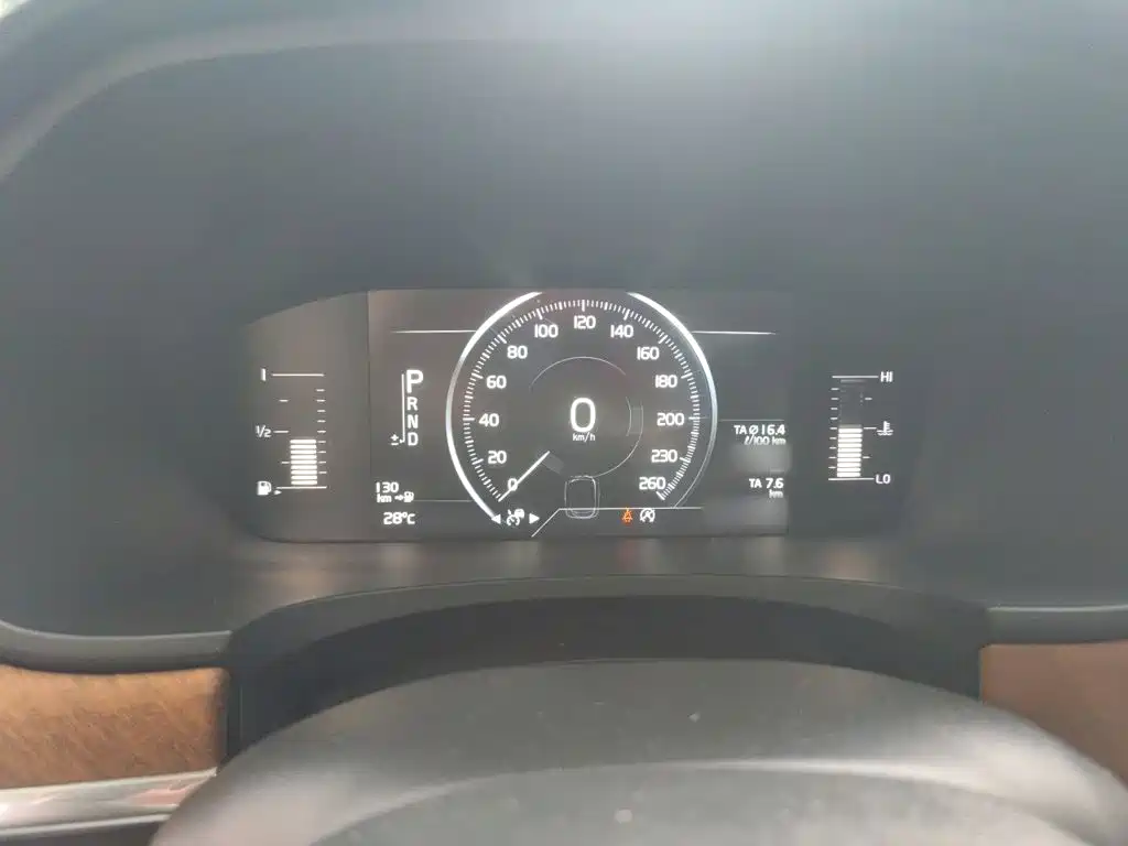 Volvo S90 — миниатюра 4