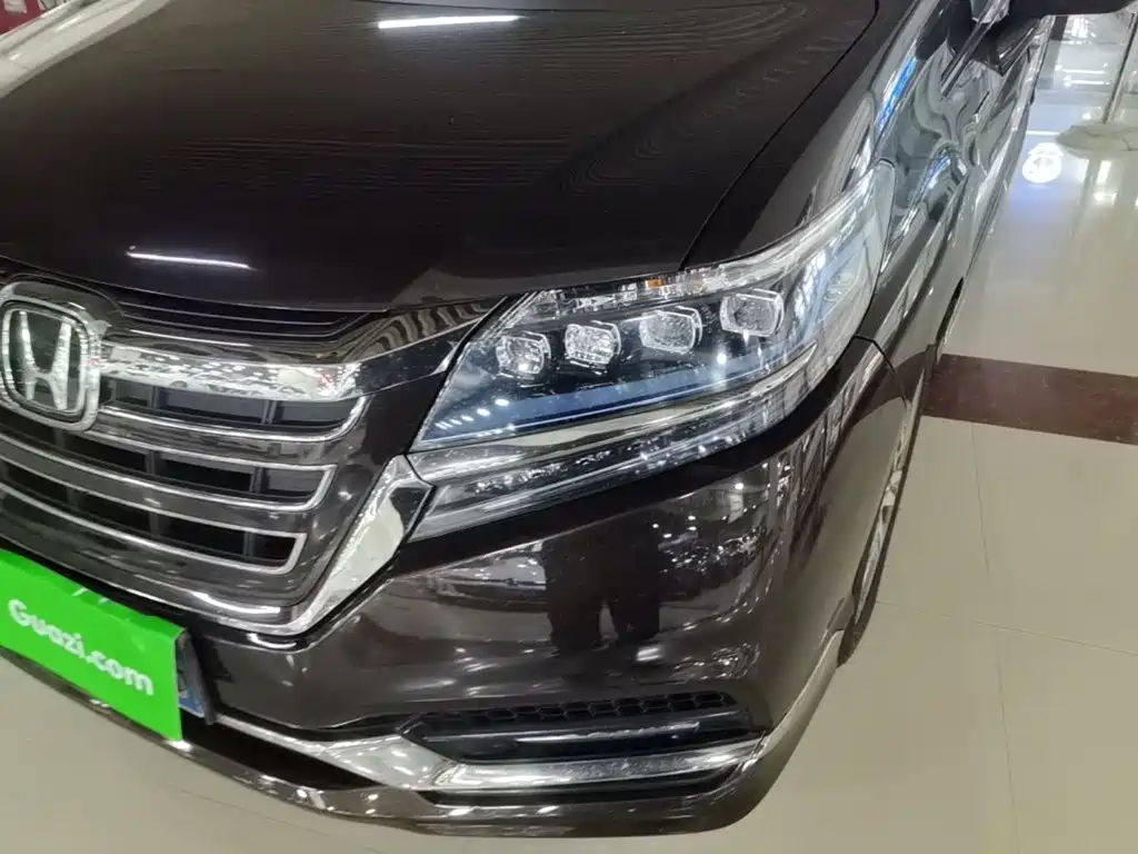 Honda Elysion — миниатюра 24