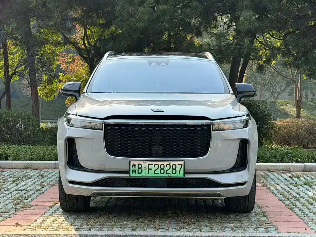 Li Auto Li ONE — миниатюра 2
