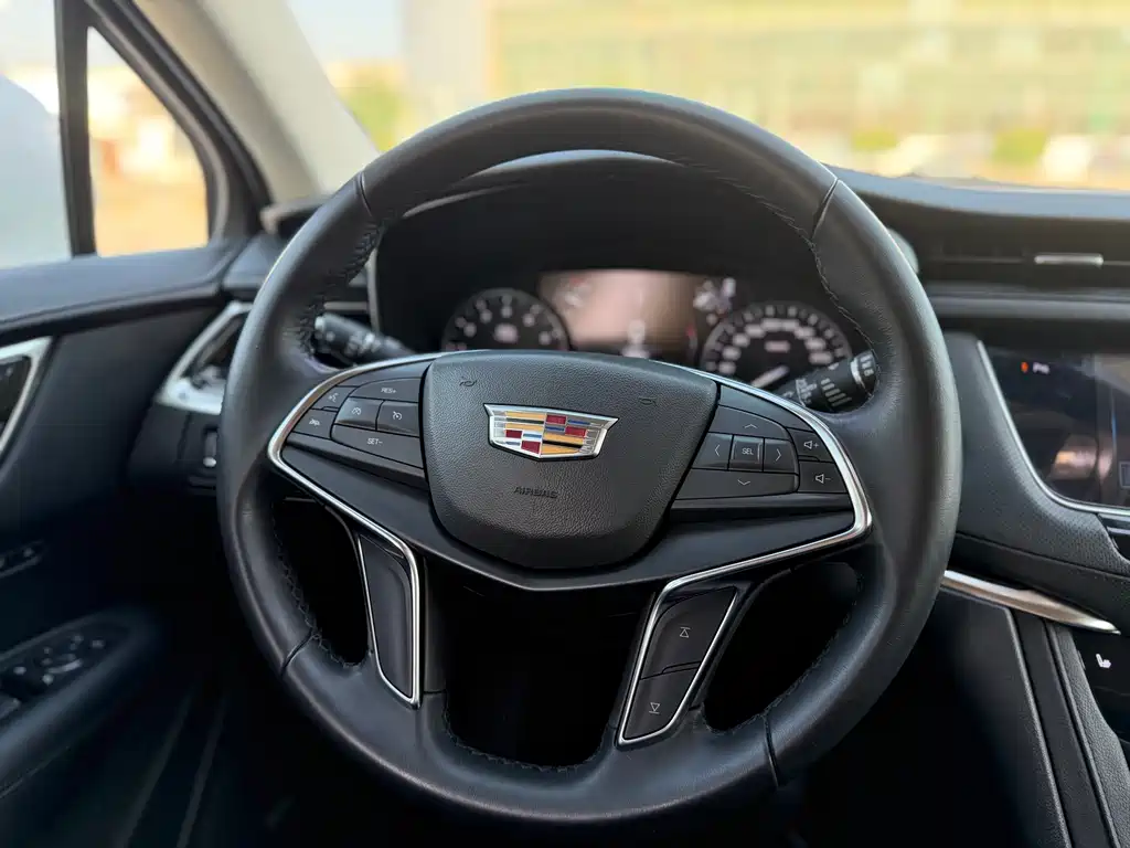 Cadillac XT5 — миниатюра 16