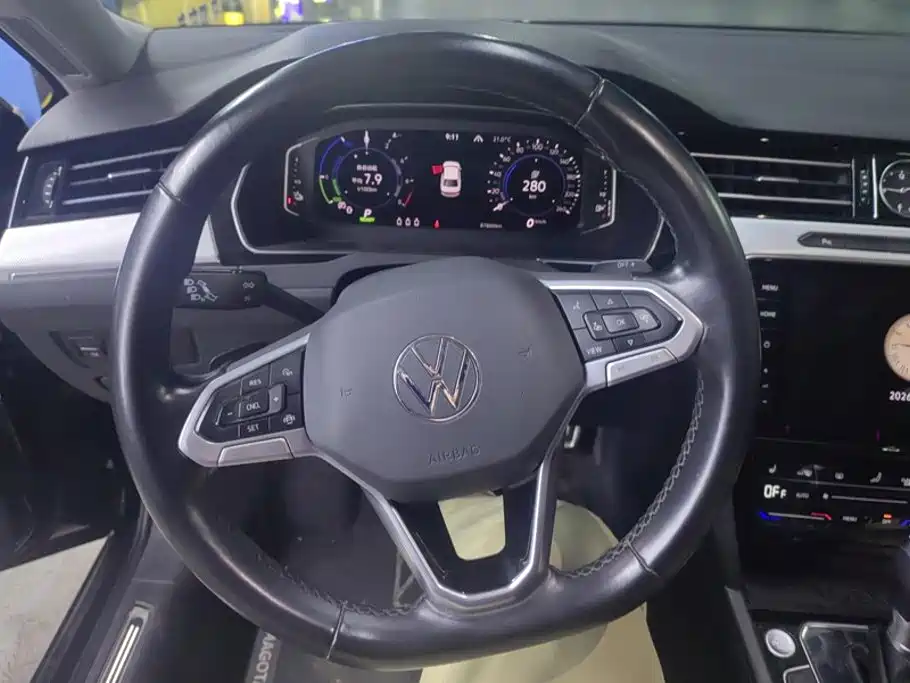 Volkswagen Magotan PHEV — миниатюра 15