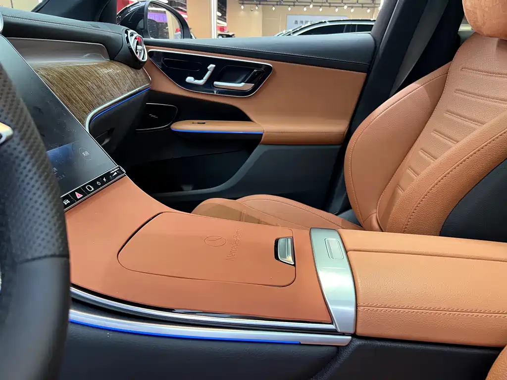 Mercedes-Benz GLC 2025 GLC 300 L 4MATIC 5 мест
