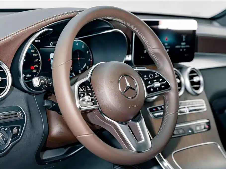 Mercedes-Benz GLC — миниатюра 9
