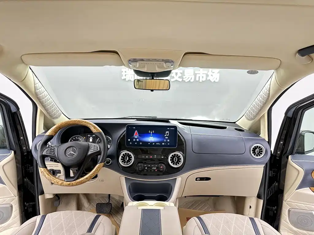 Mercedes-Benz Vito — миниатюра 7
