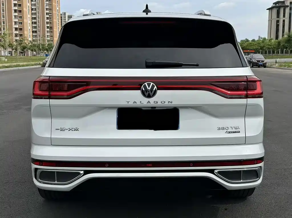 Volkswagen Viloran 2022 380TSI R-Line 6 мест