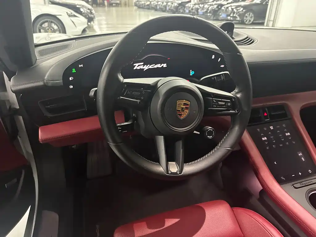 Porsche Taycan — миниатюра 6