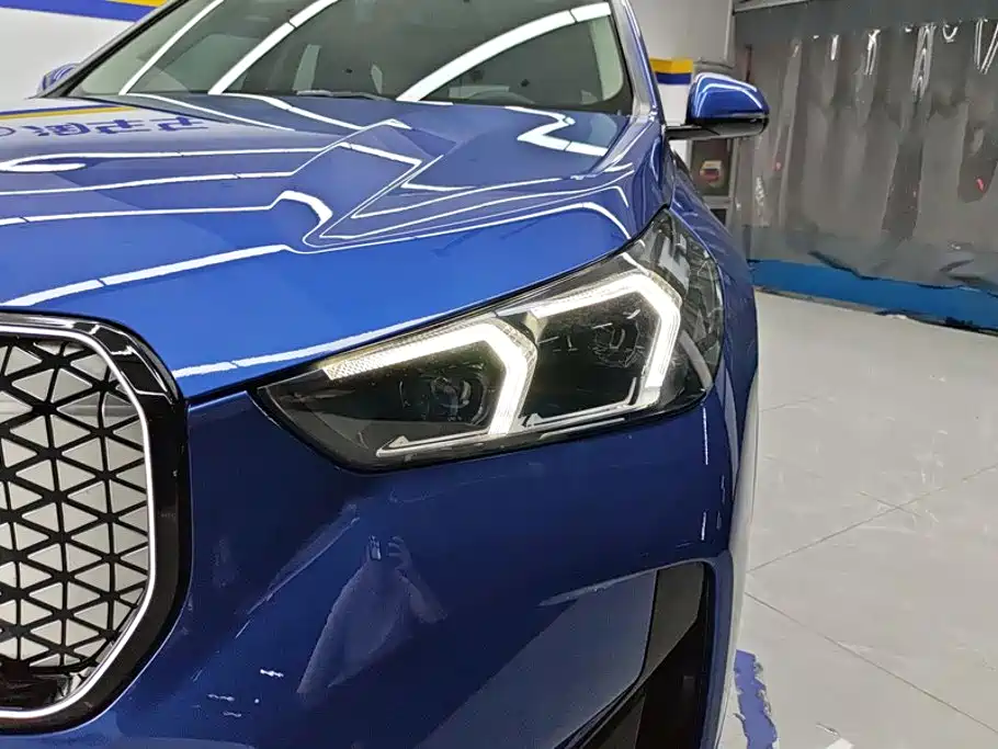 BMW iX1 — миниатюра 5
