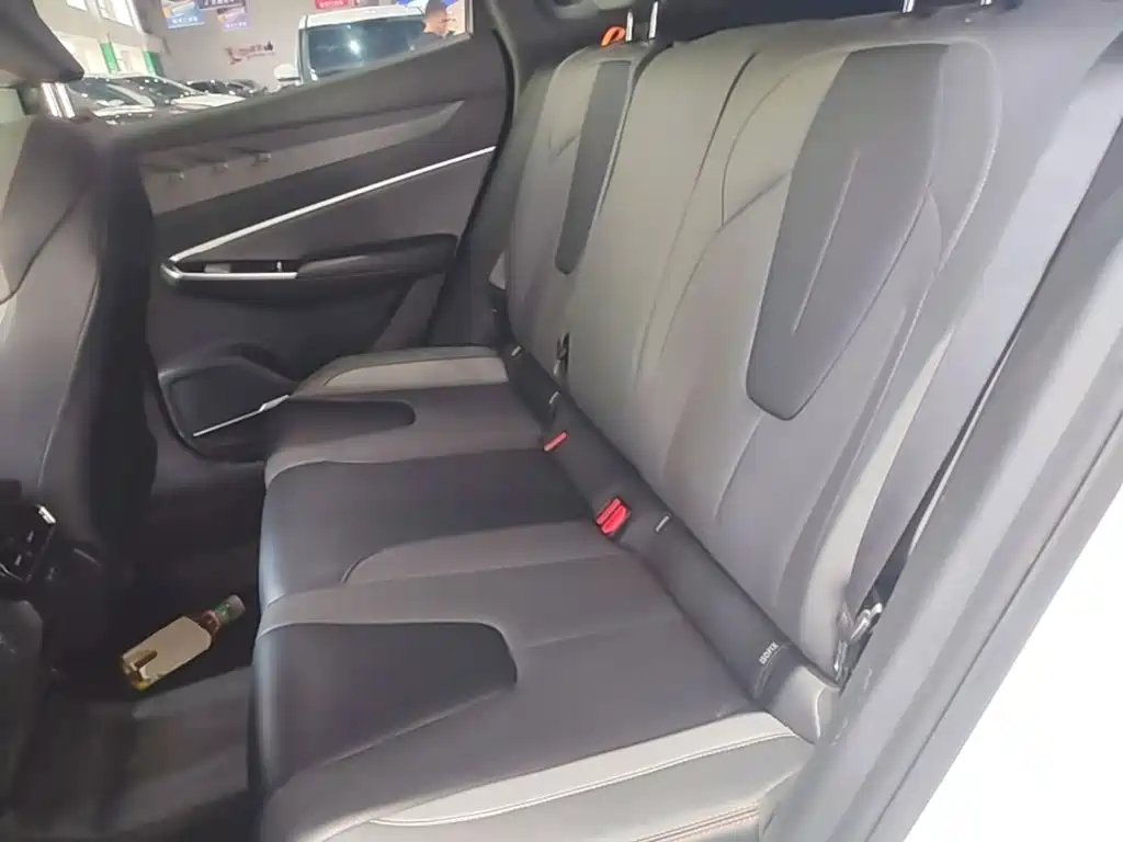 Geely Boyue — миниатюра 17