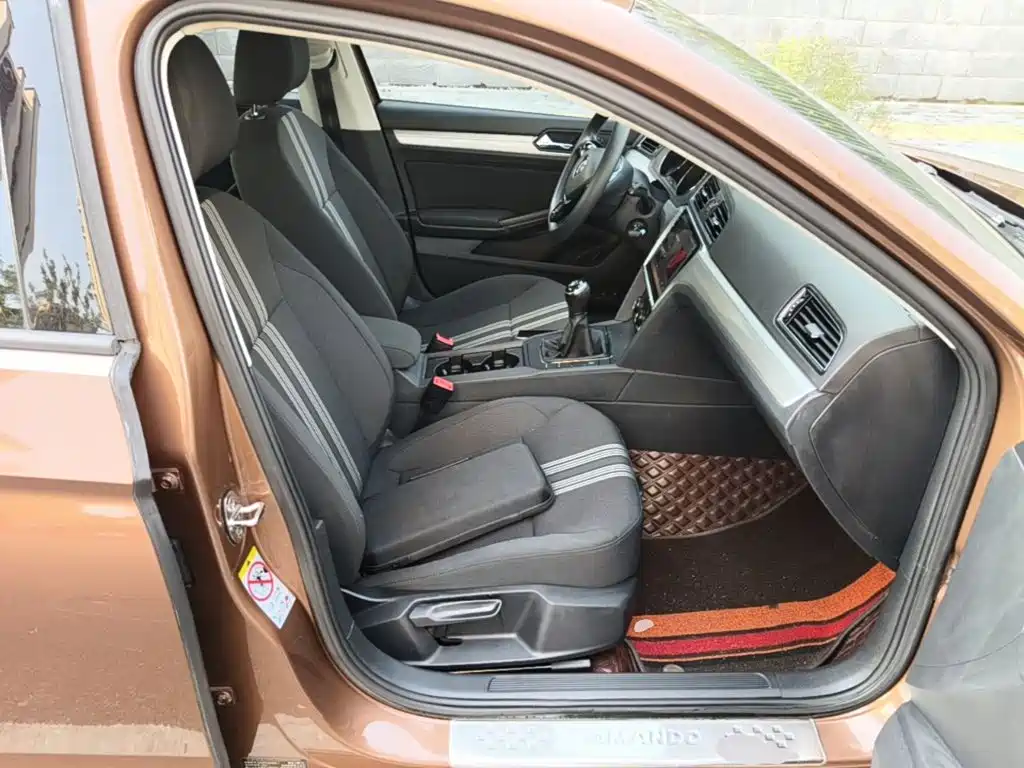 Volkswagen Lamando — миниатюра 25
