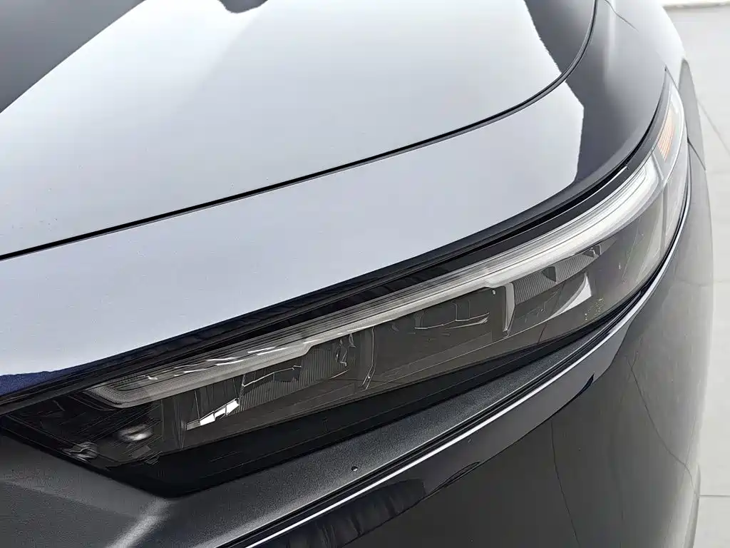 Honda Accord — миниатюра 7