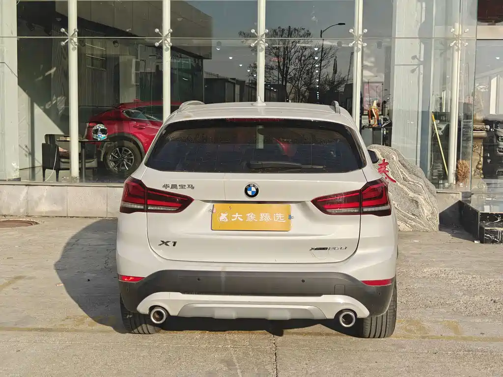 BMW X1 — миниатюра 15