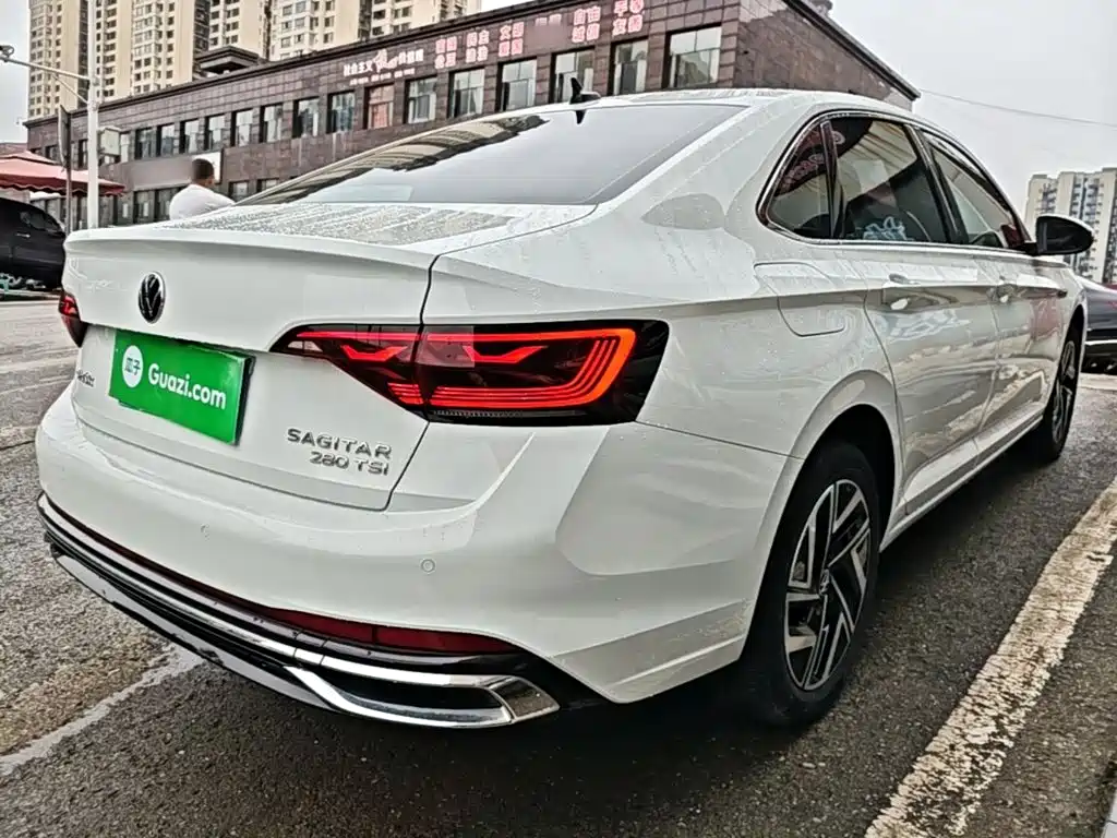 Volkswagen Sagitar — миниатюра 7