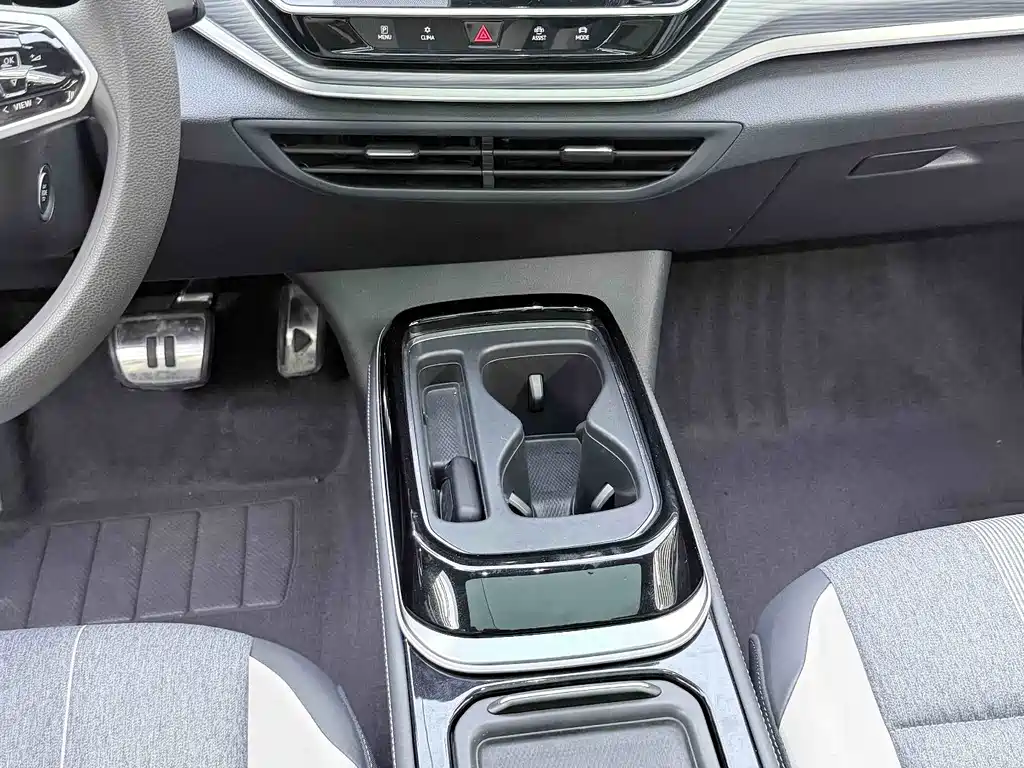 Volkswagen ID.4 Crozz — миниатюра 22