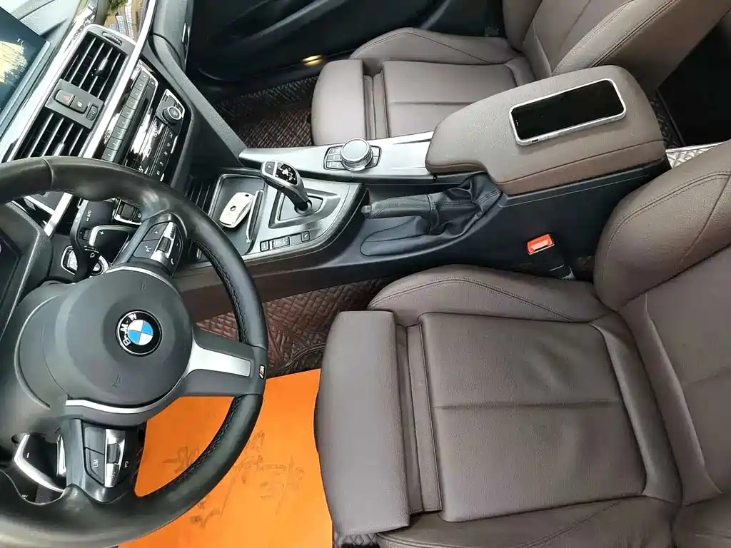 BMW 3 Series — миниатюра 12