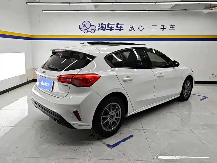 Ford Focus — миниатюра 3