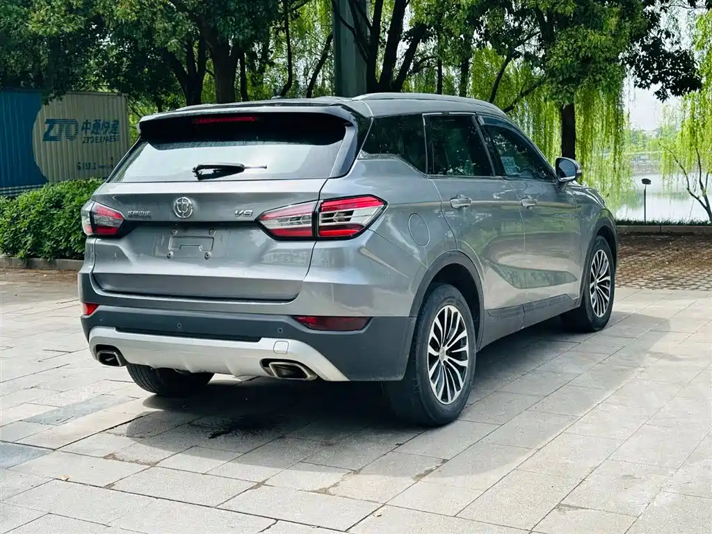 Zhonghua V6 — миниатюра 9