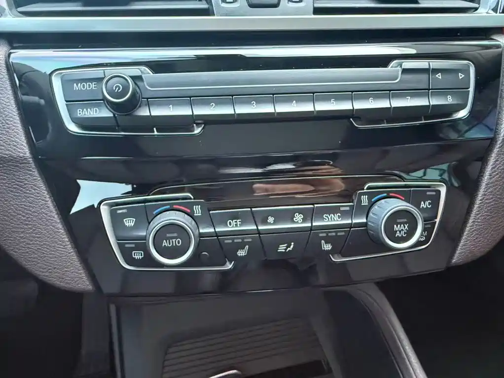 BMW X1 — миниатюра 12