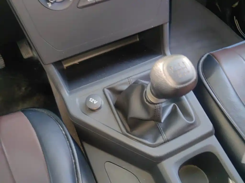 Wuling Hongguang PLUS — миниатюра 10