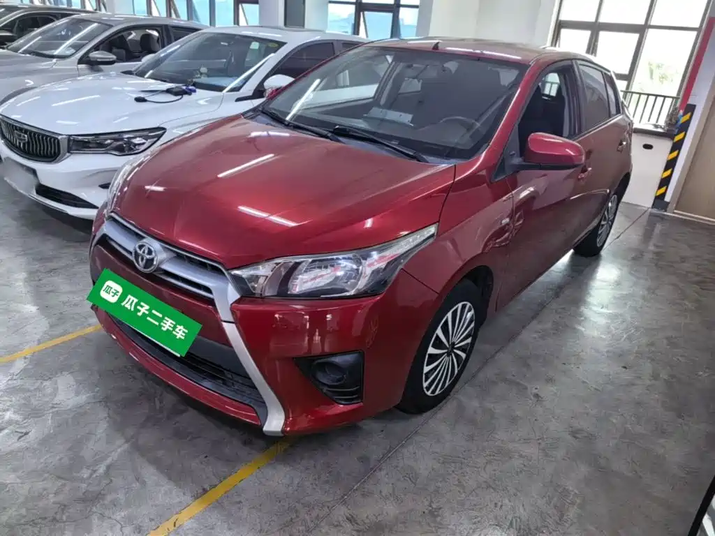 Toyota Yaris L — миниатюра 2