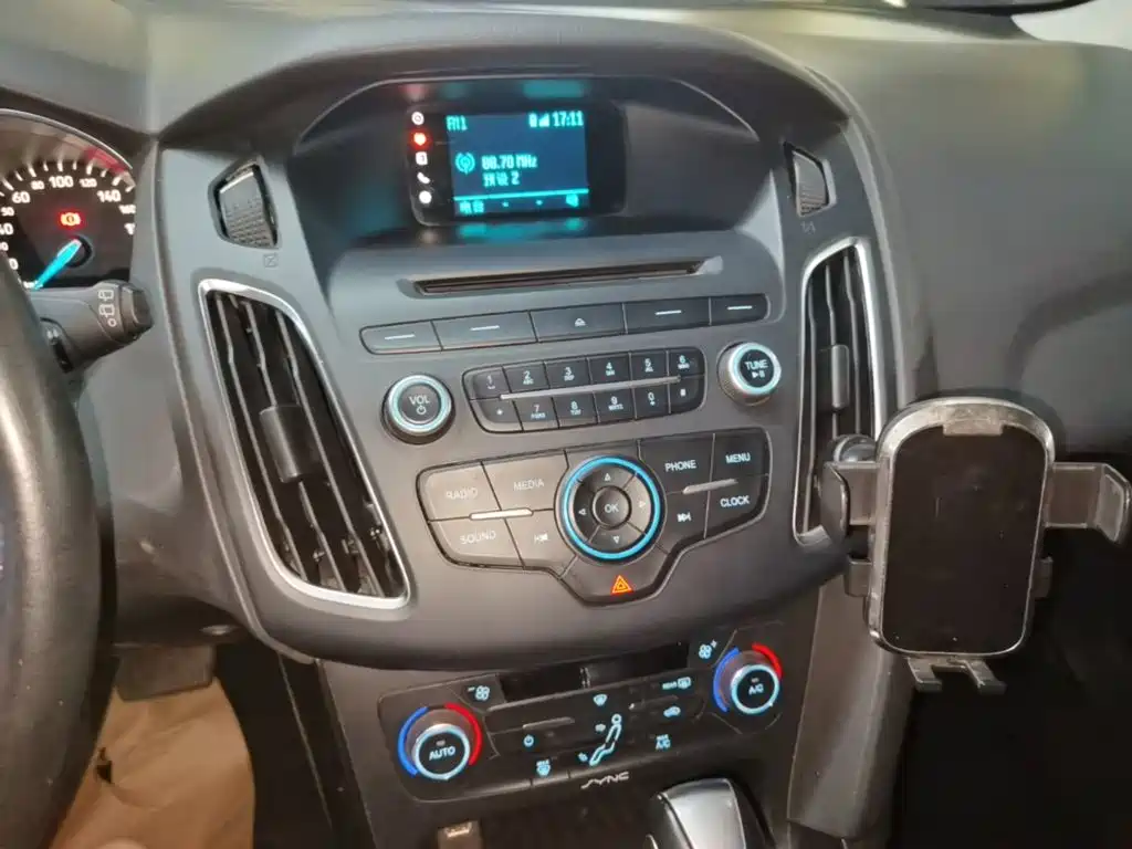 Ford Focus — миниатюра 13