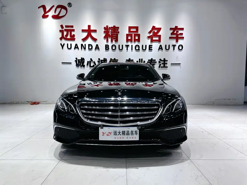 Mercedes-Benz E-Class — миниатюра 2