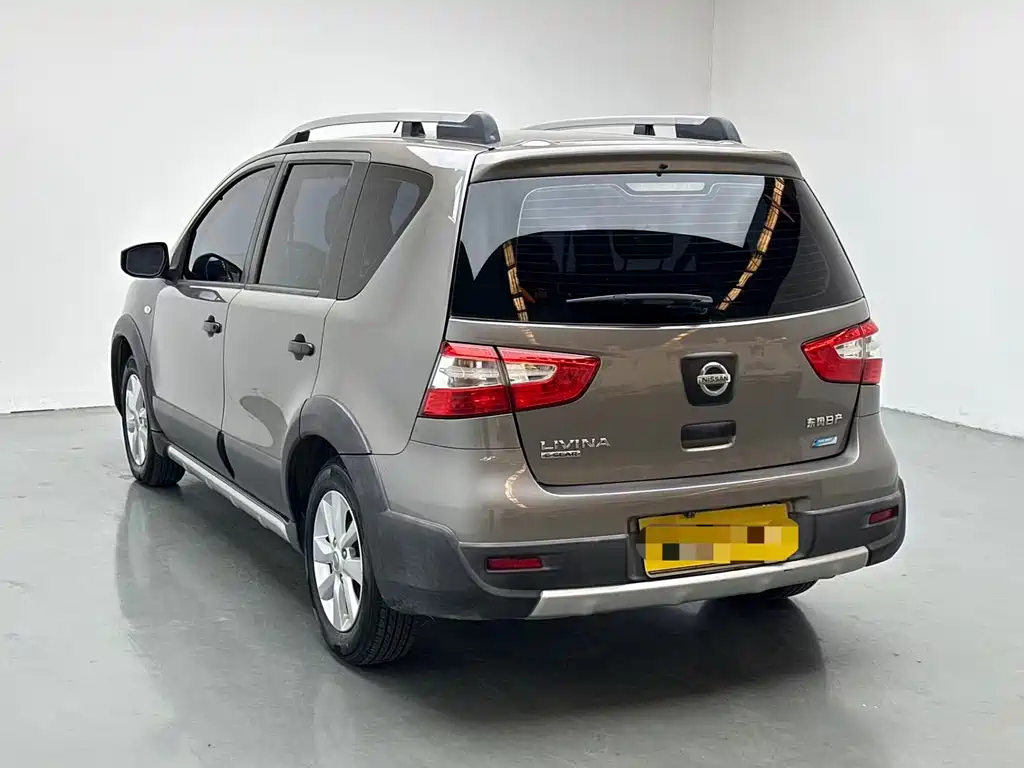 Nissan Livina — миниатюра 7